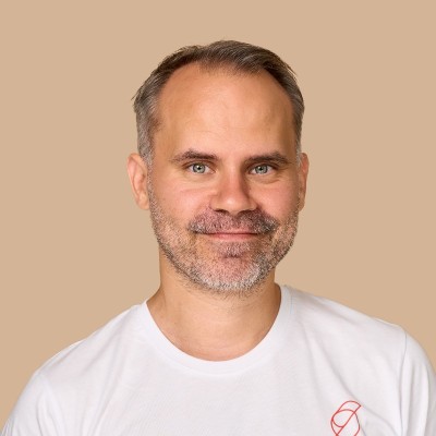 Björn Raupach, Software Developer & Co-Founder at e2n